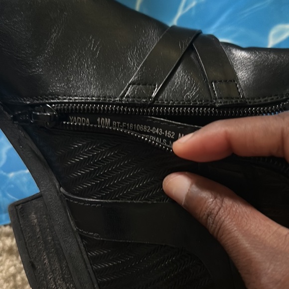 Pre-loved Baretrap yada booties - Picture 8 of 8